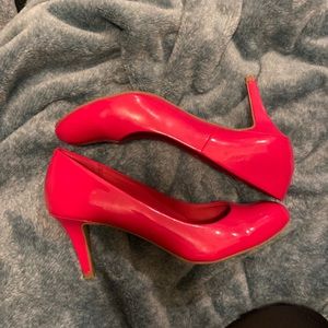 Hot Pink heels—size 8.5–by Predictions